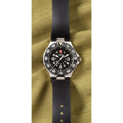 victorinox swiss army watches women